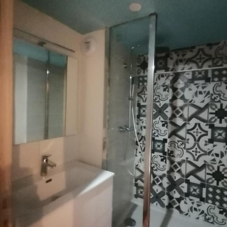Maison avec cour en plein cœur d'Avignon - Casa con 3 Camere da Letto - 10