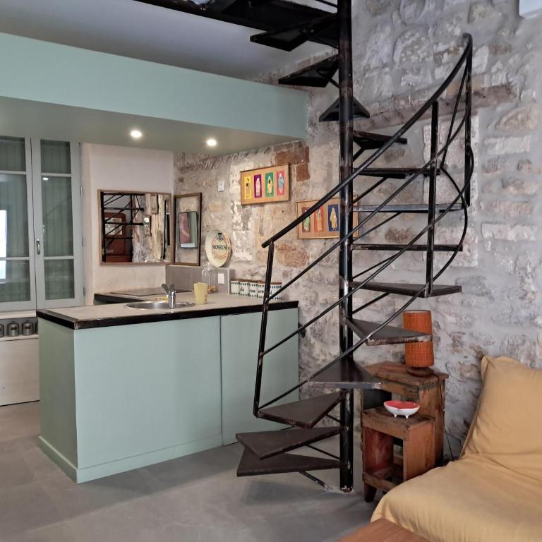 Maison avec cour en plein cœur d'Avignon - Casa con 3 Camere da Letto - 3