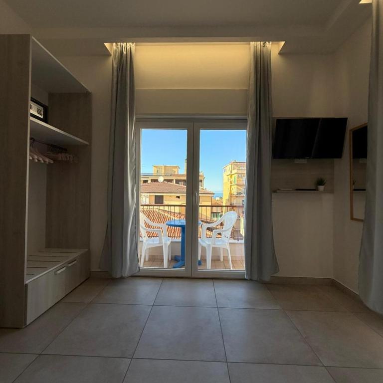 Porta sul Mare - Deluxe Double Room with Balcony and Sea View - 7