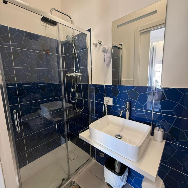 Porta sul Mare - Deluxe Double Room with Balcony and Sea View - 5