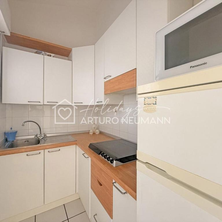111 - Bellissimo trilo luminoso con vista mare e ARIA CONDIZIONATA -SPIAGGIA INCLUSA - Appartamento con 2 Camere da Letto - 9