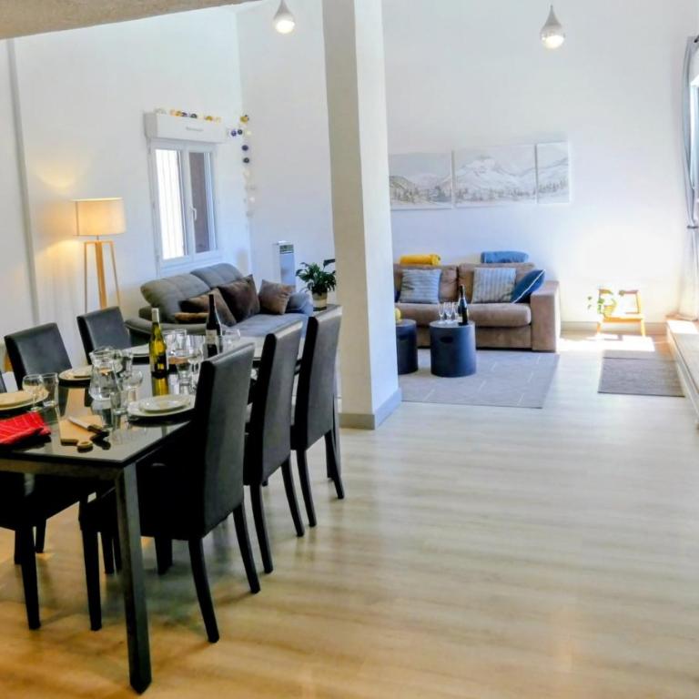 Appartement 3 chambres - 100m2 - Jacuzzi - Apartment mit 3 Schlafzimmern - 2