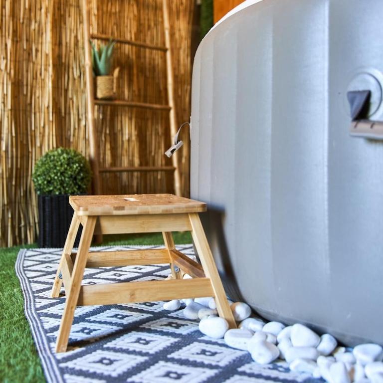 La Bohemienne, House, Hot Tub, Garden, Parking - Maison 1 Chambre - 79