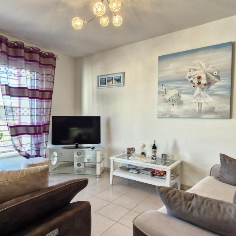 Royan - CHARMANT APPARTEMENT avec balcon - CONFORT et DETENTE garantis ! - Appartamento con 3 Camere da Letto - 3