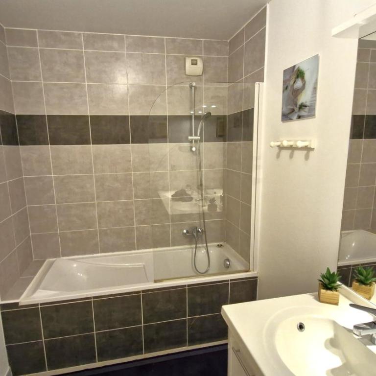 Royan - CHARMANT APPARTEMENT avec balcon - CONFORT et DETENTE garantis ! - Appartamento con 3 Camere da Letto - 21