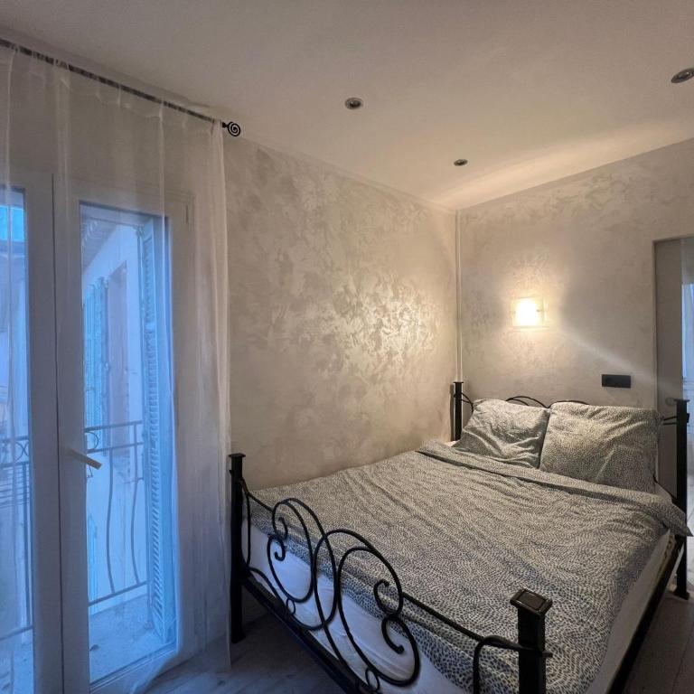 LE SUQUET, OLD TOWN, CANNES CENTER, 2 rooms appt, public parking - Appartement 1 Chambre - 6