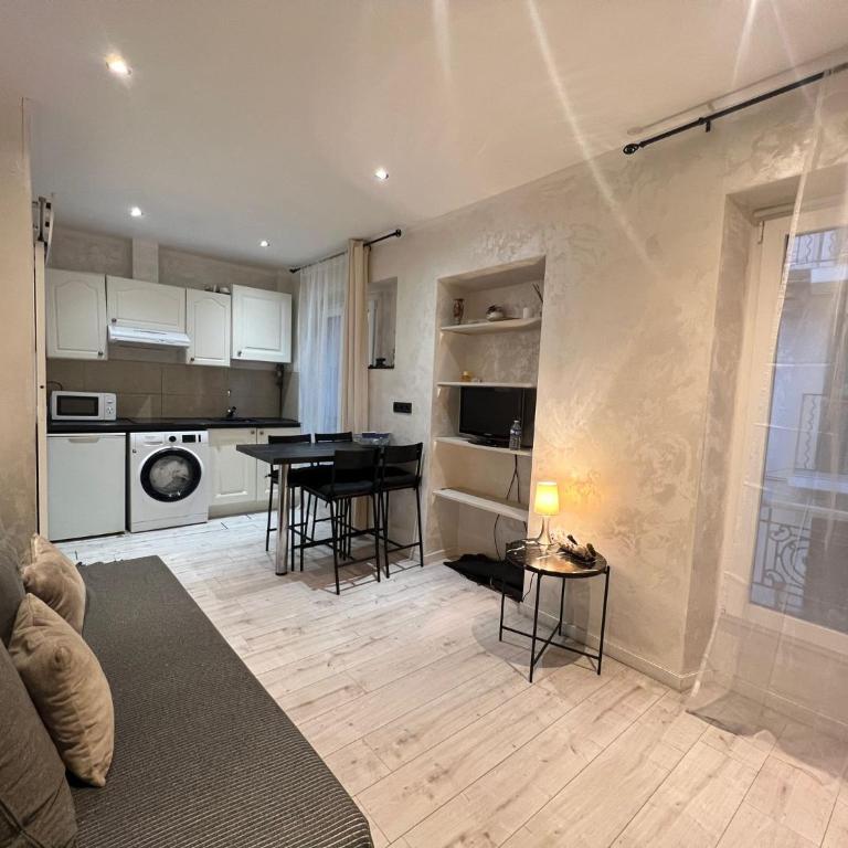 LE SUQUET, OLD TOWN, CANNES CENTER, 2 rooms appt, public parking - Appartement 1 Chambre - 3