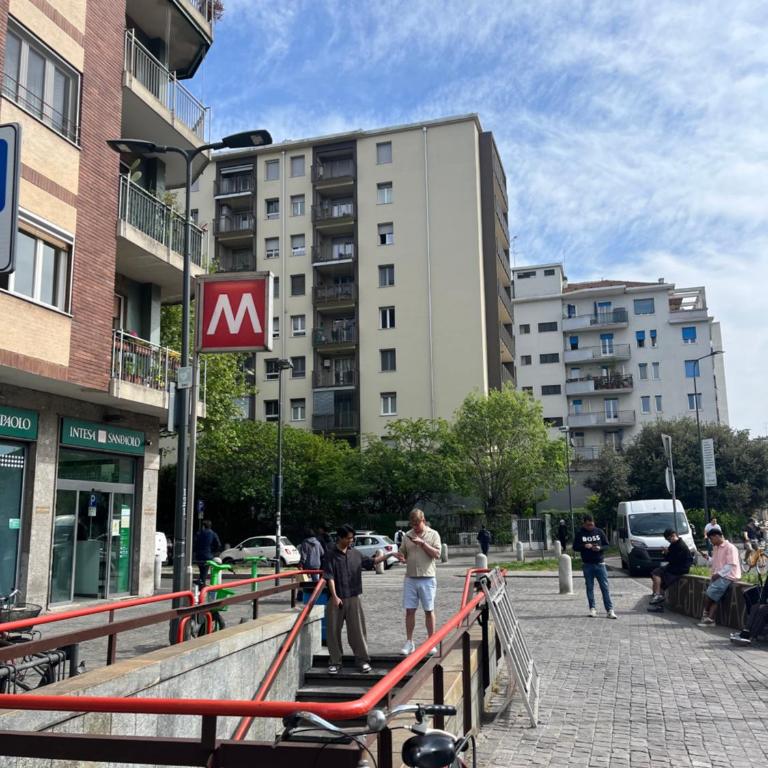 ESCANDAR SUITE Metro GAMBARA 1 min Parking 6euros per day - Appartamento con 1 Camera da Letto - 68