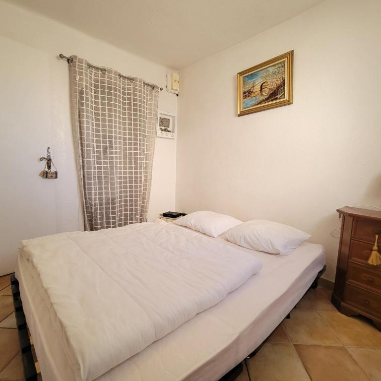 Bel Appartement climatise de plain pied 80m de la mer, wifi, grand sejour 2 chambres belle terrasse LXRM3 - Appartement - Rez-de-Chaussée - 11