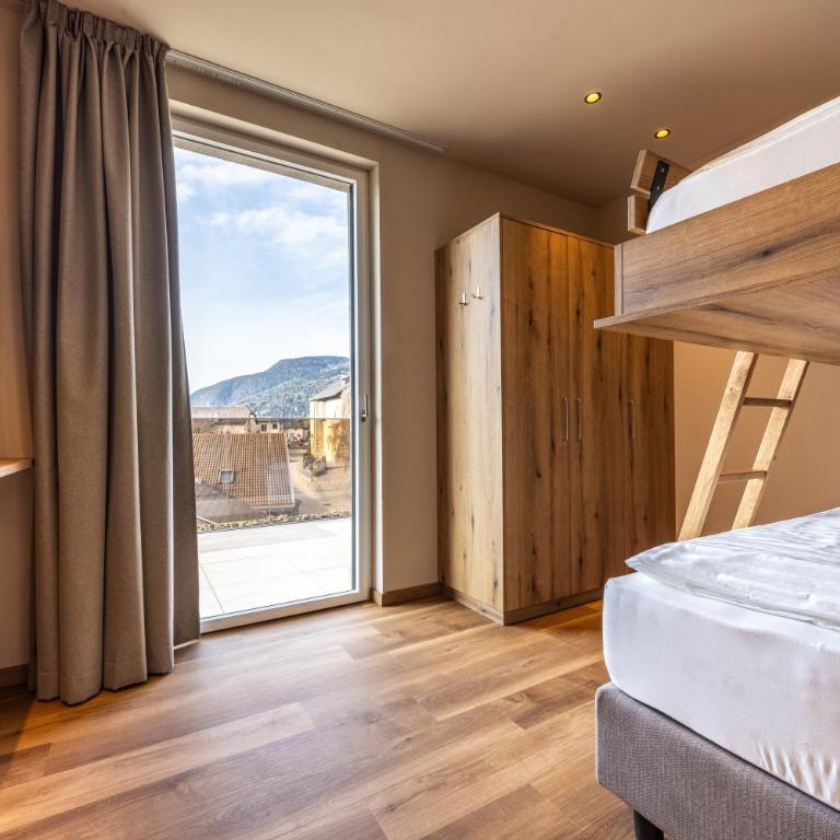 EGGER Apartments & Suites - Deluxe Suite - 6