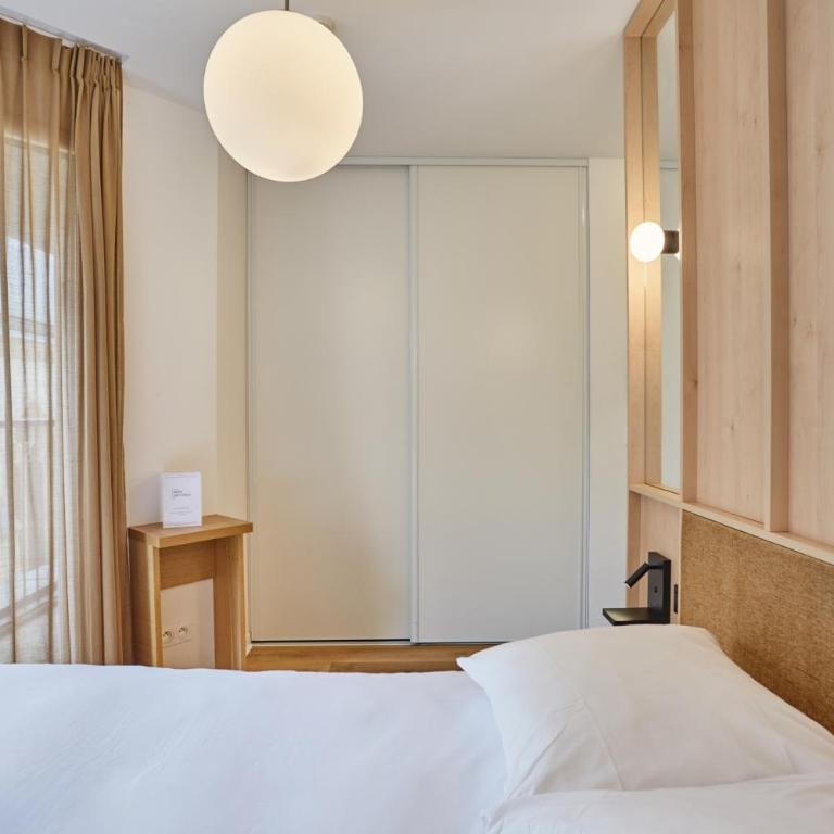 MAISON SAINT CHARLES - ASSOCIATION HABITAT et HUMANISME ILE DE FRANCE - Chambre Double Confort Plus - 8