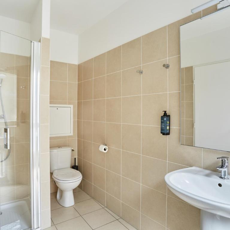 MAISON SAINT CHARLES - ASSOCIATION HABITAT et HUMANISME ILE DE FRANCE - Chambre Double Standard - 3