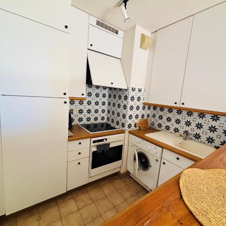T2 VUE MER Exceptionnelle PARKING Privé Menton Centre - Appartamento con 1 Camera da Letto - 13