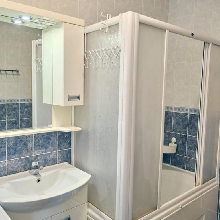 Sea Time Apartment - Apartman s 1 Spavaćom Sobom, Balkonom i Pogledom na More - 9