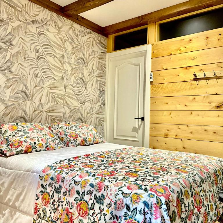 Casa de Madera 2 - Two-Bedroom Apartment - 19