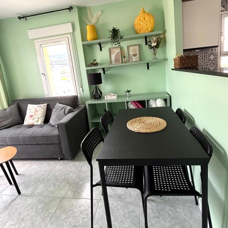 Agata8 - Apartamento 1 dormitorio con vistas al mar y terraza - 2