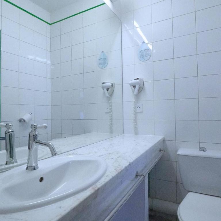 Hôtel Le Moderne - Anciennement Hôtel OursBlanc VictorHugo - Chambre Double - 9