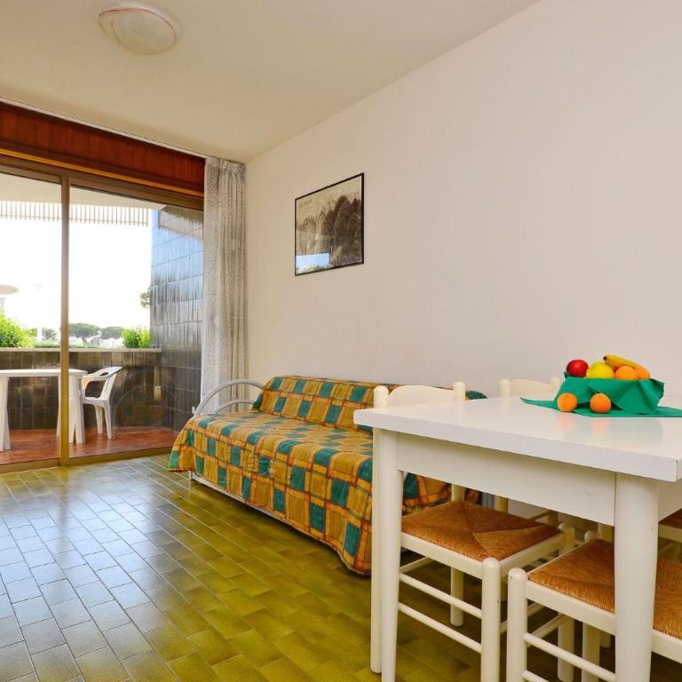 Cozy coastal flat facing the port - Apartment - 2