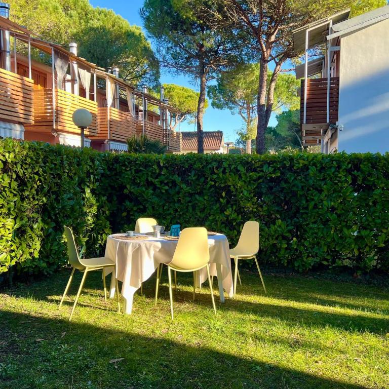 Enchanting villa for six guests - Apartment - 8