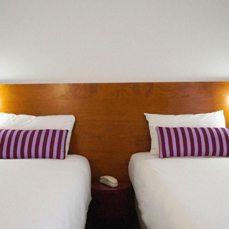Hôtel Le Moderne - Anciennement Hôtel OursBlanc VictorHugo - Chambre Lits Jumeaux - 1