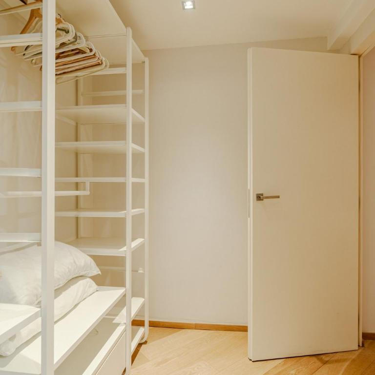 GuestHost - Quadrilatero Chic Apartment - Two-Bedroom Apartment - 29