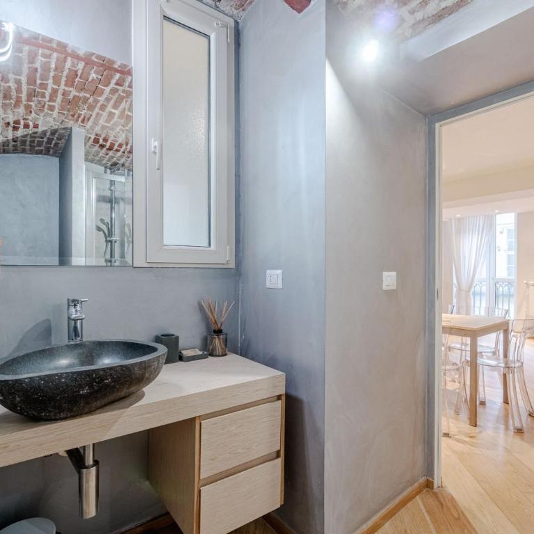 GuestHost - Quadrilatero Chic Apartment - Two-Bedroom Apartment - 27