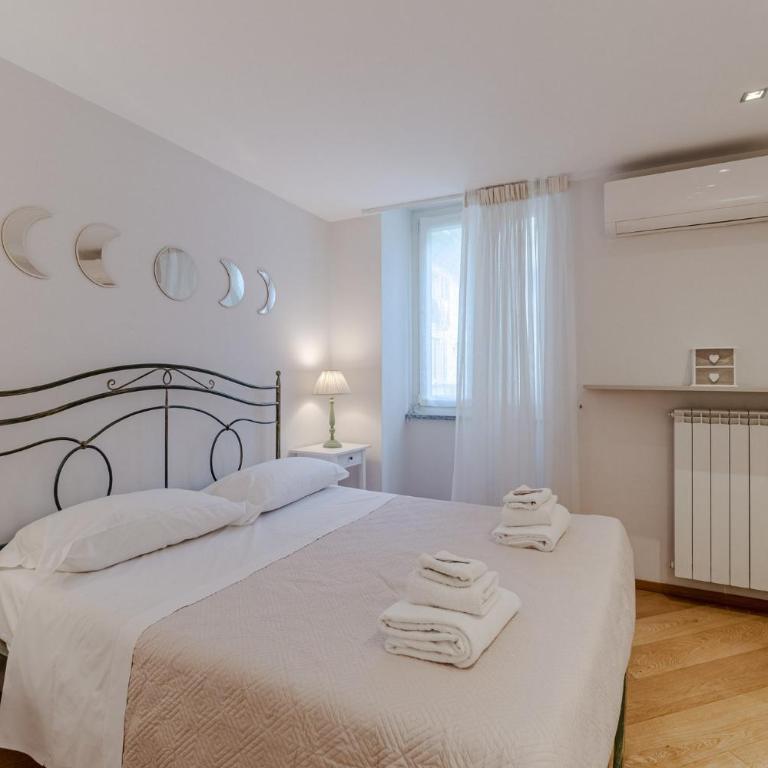 GuestHost - Quadrilatero Chic Apartment - Two-Bedroom Apartment - 3