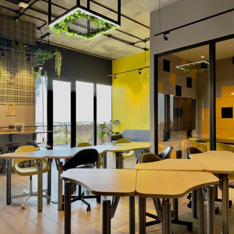 Suite céntrica con Piscina, Gym y Cowork - Two-Bedroom Apartment - 12