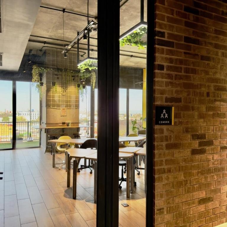 Suite céntrica con Piscina, Gym y Cowork - Two-Bedroom Apartment - 20