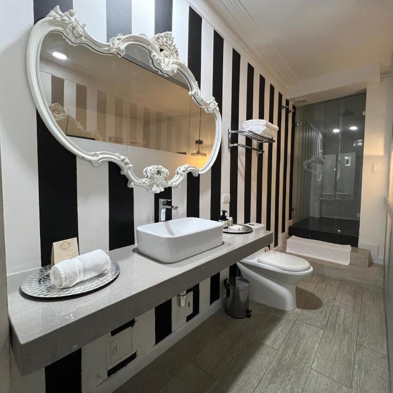 Leclerc Hotel Boutique Cali Granada - Habitación Doble Superior - 6