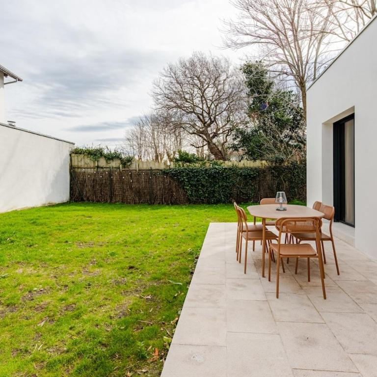 Bright architectural house, beach and center within walking distance - Villa 2 Chambres - 16
