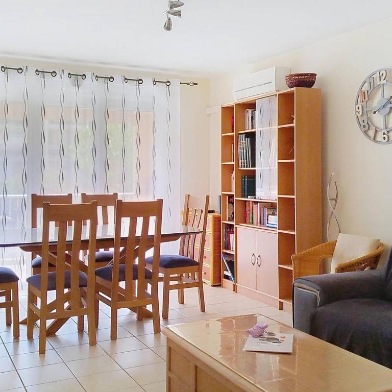 T3 68m², 4*, climatisé avec loggia, proche mer et commerces – Bormes-les-Mimosas - FR-1-610-14 - Appartement (4 Adultes) - 4