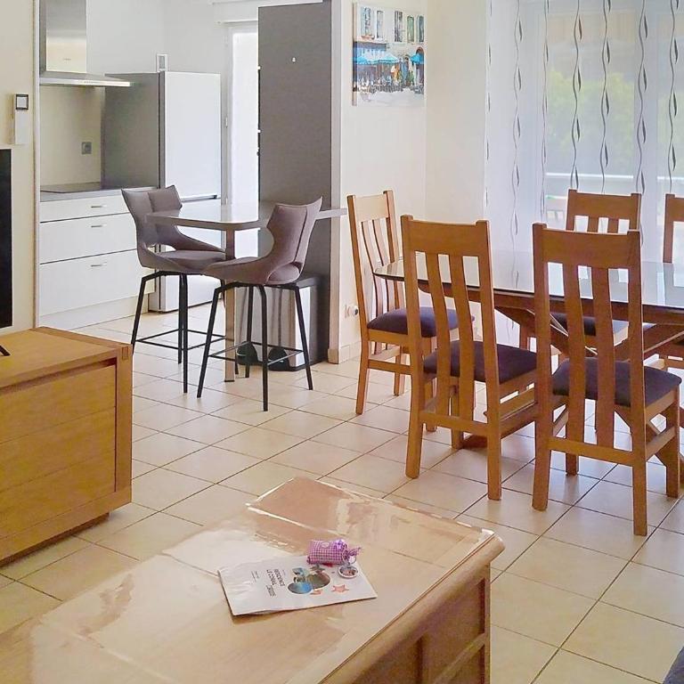 T3 68m², 4*, climatisé avec loggia, proche mer et commerces – Bormes-les-Mimosas - FR-1-610-14 - Appartement (4 Adultes) - 6