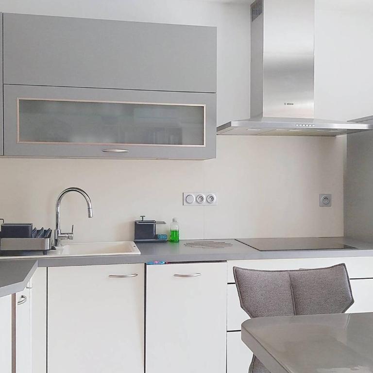 T3 68m², 4*, climatisé avec loggia, proche mer et commerces – Bormes-les-Mimosas - FR-1-610-14 - Appartement (4 Adultes) - 8