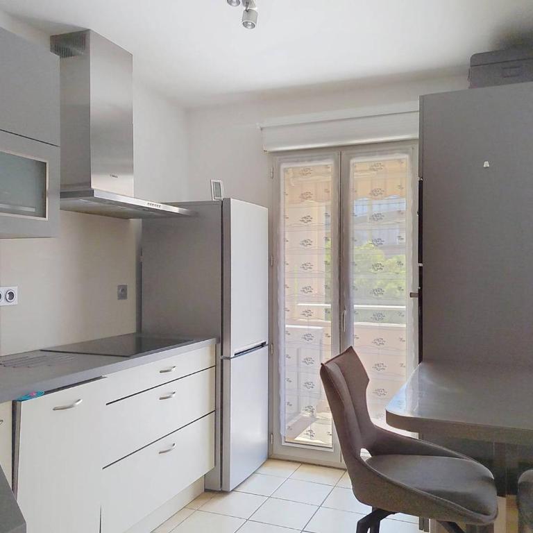 T3 68m², 4*, climatisé avec loggia, proche mer et commerces – Bormes-les-Mimosas - FR-1-610-14 - Appartement (4 Adultes) - 9