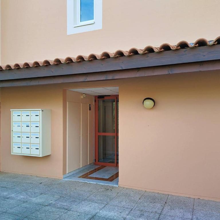 T3 68m², 4*, climatisé avec loggia, proche mer et commerces – Bormes-les-Mimosas - FR-1-610-14 - Appartement (4 Adultes) - 15