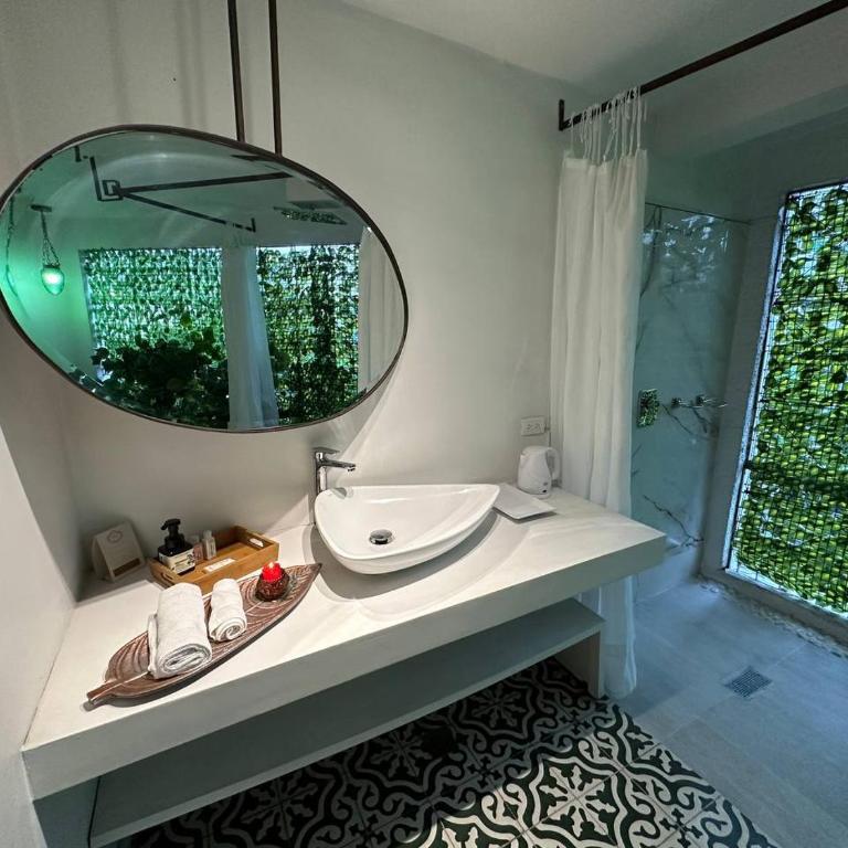 Leclerc Hotel Boutique Cali Granada - Habitación Doble Deluxe - 8