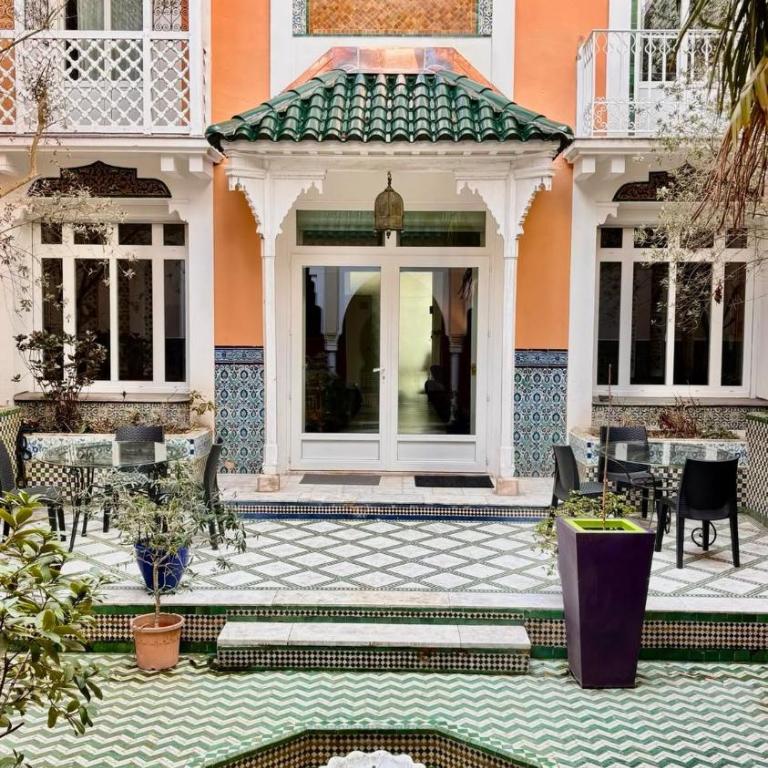 Magnifique Riad avec patio extérieur - Villa - 2