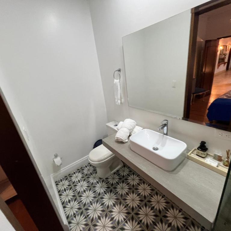 Leclerc Hotel Boutique Cali Granada - Habitación Doble - 5