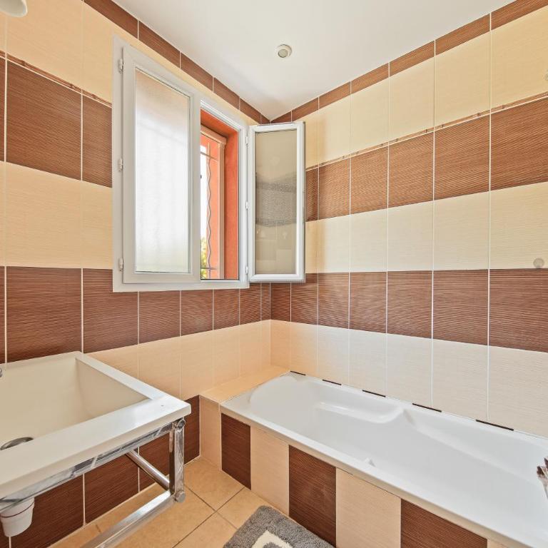 Batarelles 2, vue mer panoramique ! - Appartement 1 Chambre - 10
