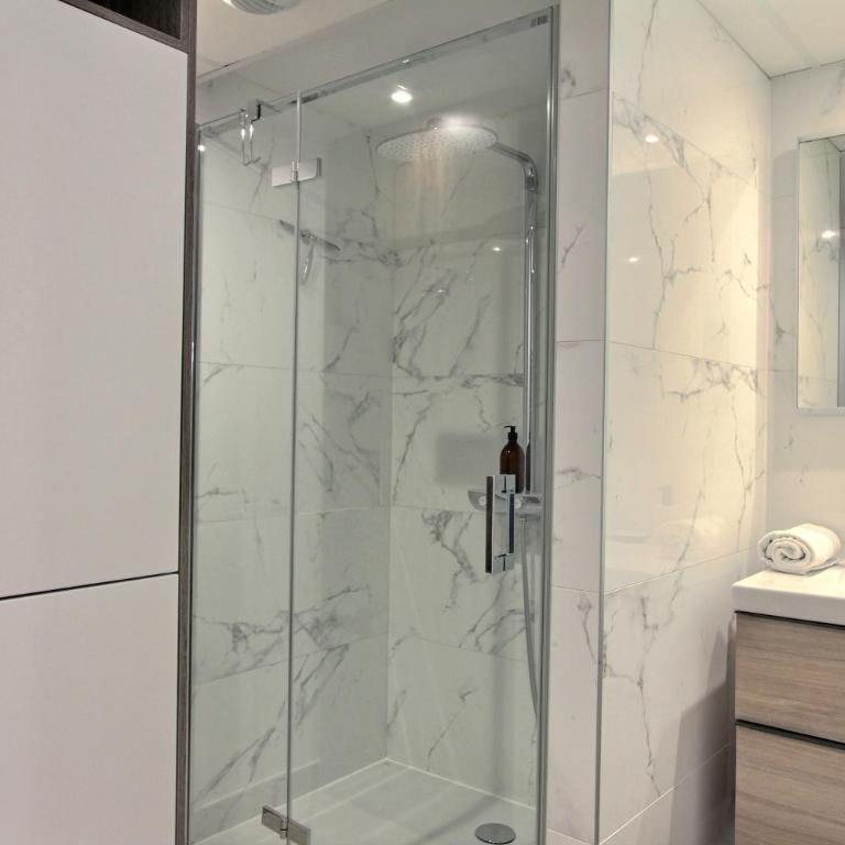 Apartment 1BD near Eiffel Tower with AC, balcony, lift - Appartamento con 1 Camera da Letto - 10