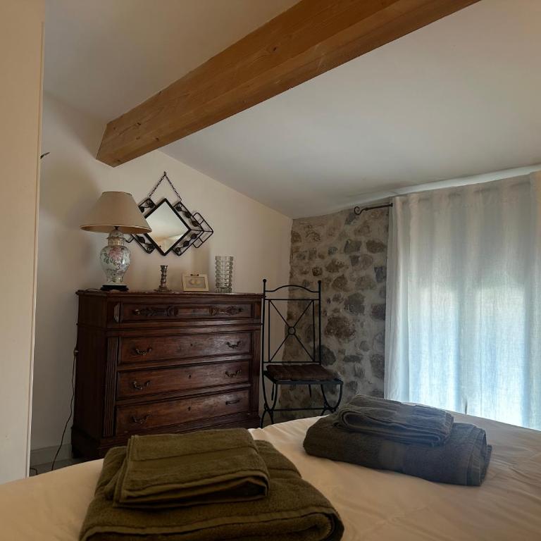 Gîte de 12 personnes au cœur d'un domaine viticole - Five-Bedroom House - 16