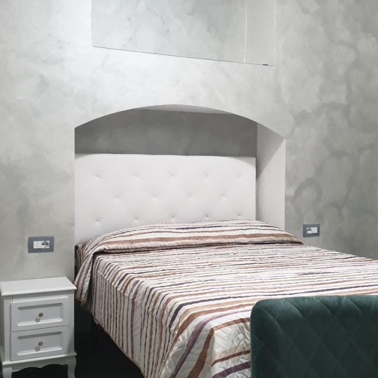 UN POSTO FELICE B&B affittacamere - Camera Matrimoniale Piccola - 10