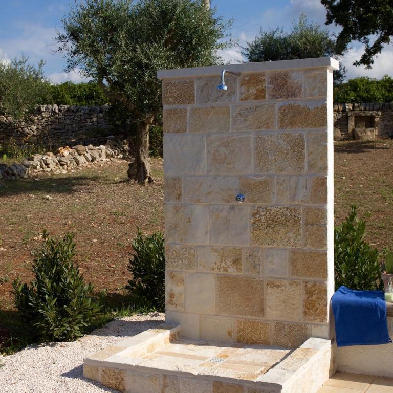 Stunning hilltop Trullo with pool and large garden - Two-Bedroom House - 32