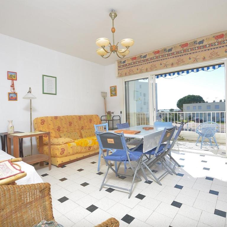 Appartement 2 Pièces, Esquinade 1 à 100m de la plage - Rive droite Boucanet - Appartement 1 Chambre - 1