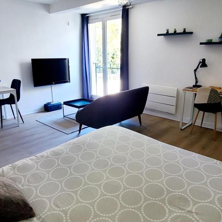 Grand Studio neuf Parking Privatif 3 minutes Gare au calme Parking Max 4M50 - Appartement 1 Chambre - 7