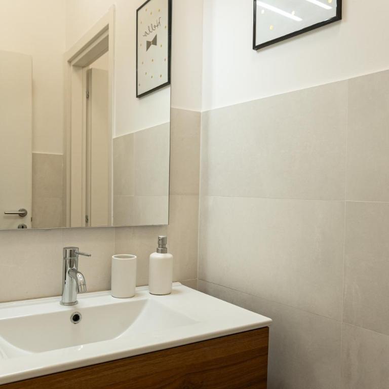 G20 Modern Apartment - Bari City Center - Appartamento con 1 Camera da Letto e Vista Città - 22