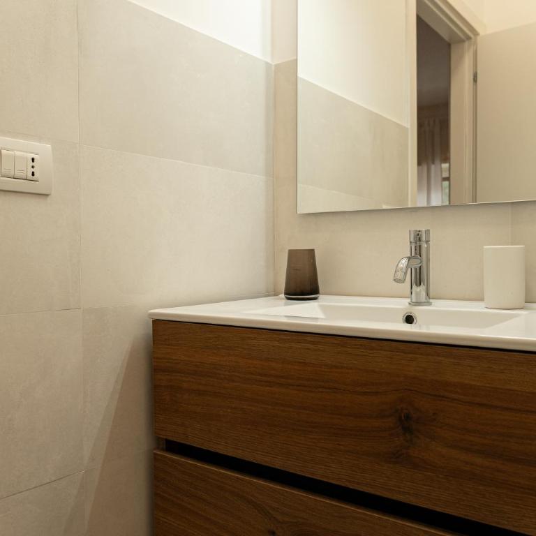 G20 Modern Apartment - Bari City Center - Appartamento con 1 Camera da Letto e Vista Città - 21