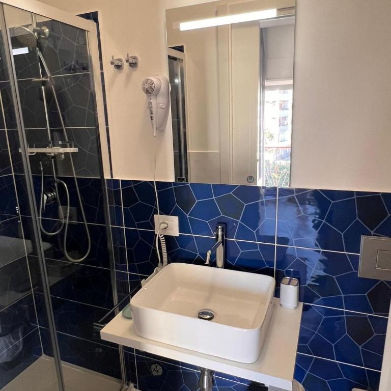 Porta sul Mare - Deluxe Double Room with Balcony and Sea View - 22