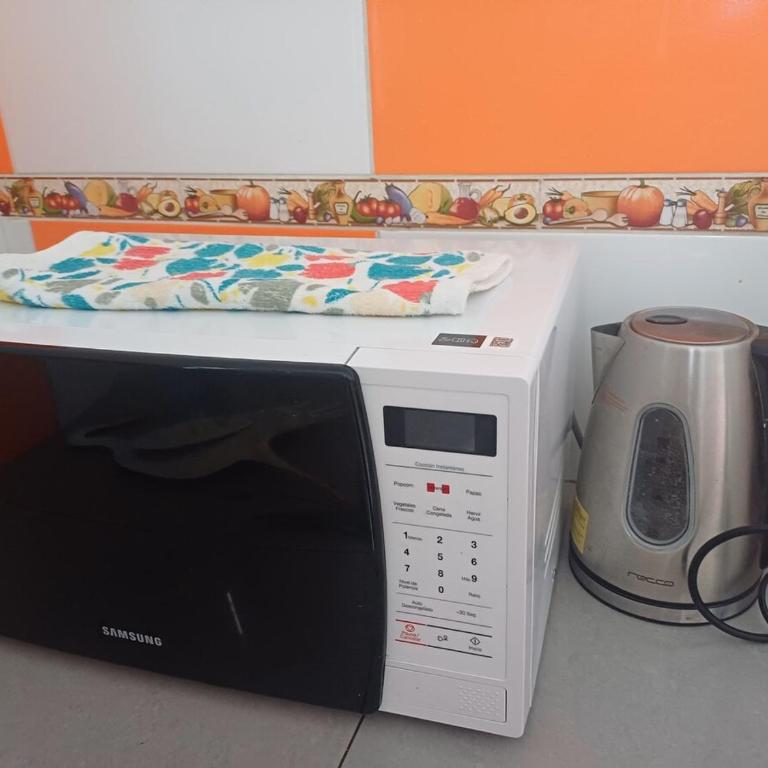 Casa Hermosa con Piscina y Cochera Privada cerca a la playa PIMENTEL CHICLAYO - Casa - 31